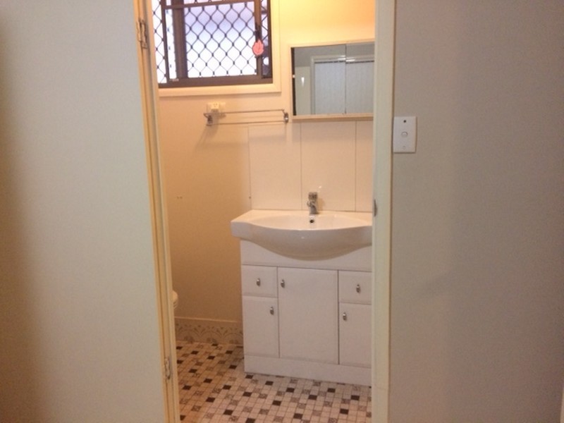 38 Blue Gum Drive, Marsden QLD 4132