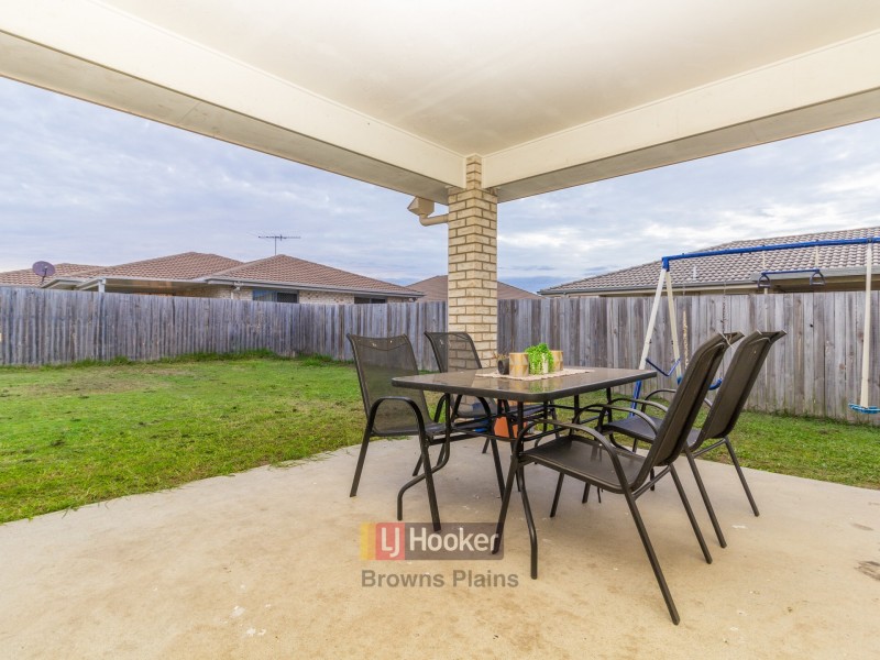 8 Rasmussen Avenue, Marsden QLD 4132