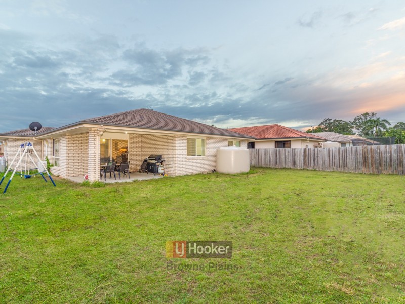 8 Rasmussen Avenue, Marsden QLD 4132