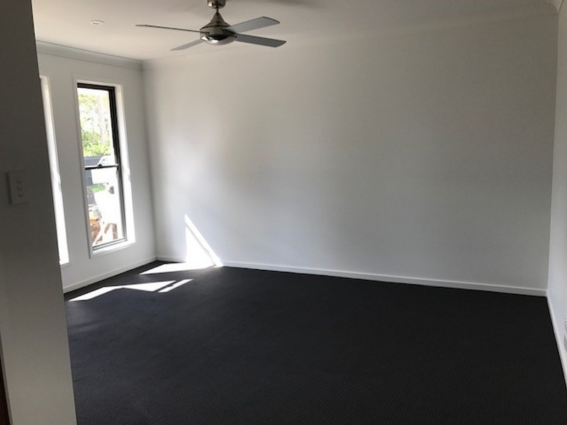 18 Portree Crescent, Heathwood QLD 4110