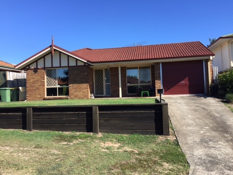 11 Ibrox Court, Regents Park QLD 4118