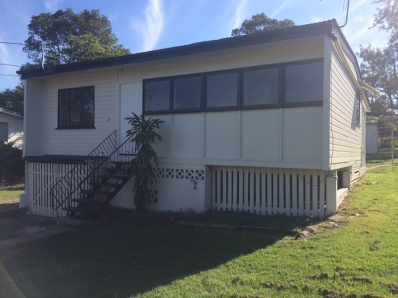 42 Bruce Road, Woodridge QLD 4114