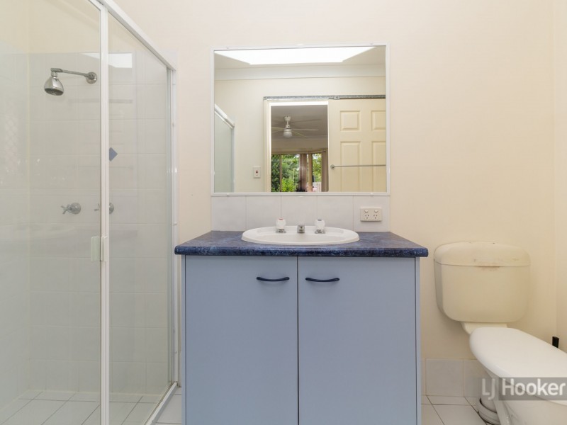 16 Majestic Court, Regents Park QLD 4118