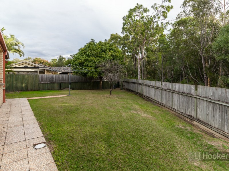 16 Majestic Court, Regents Park QLD 4118