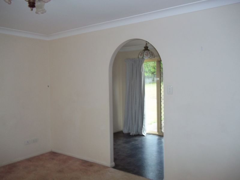 8 Burton Court, Boronia Heights QLD 4124