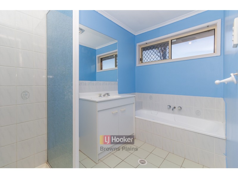 2 Argule Street, Hillcrest QLD 4118