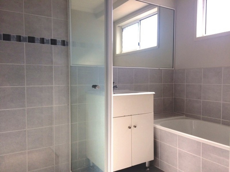 24 Hughes Street, Browns Plains QLD 4118