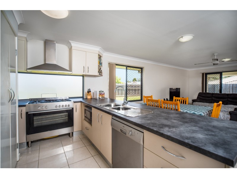 2 Tanglin Street, Crestmead QLD 4132