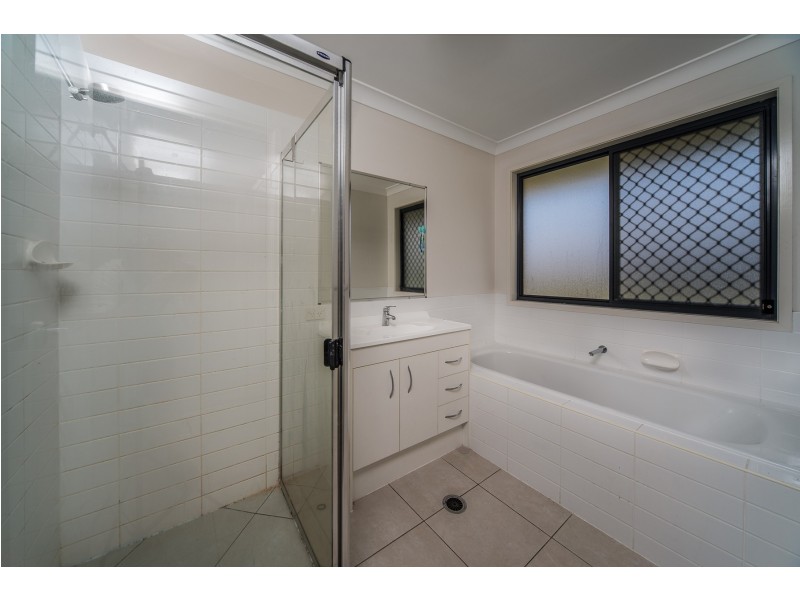 2 Tanglin Street, Crestmead QLD 4132