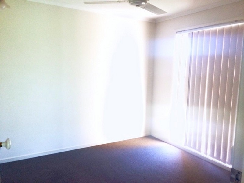 28 Thistle Street,, Regents Park QLD 4118