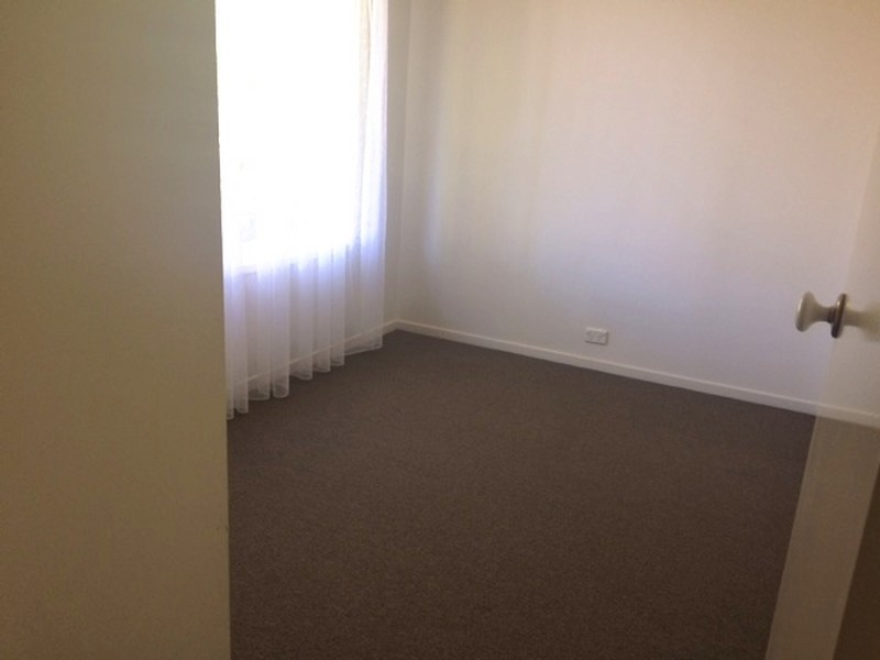 28 Thistle Street,, Regents Park QLD 4118