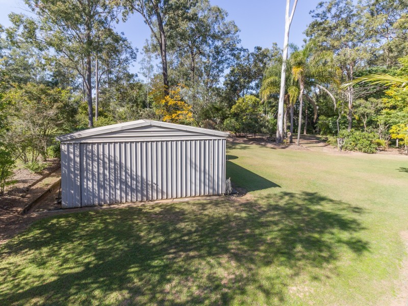 9 Regent Court, Munruben QLD 4125