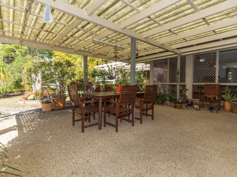 9 Regent Court, Munruben QLD 4125