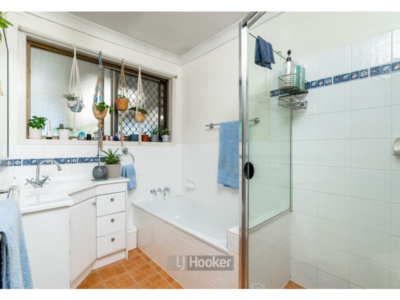 19 Woodview Street, Browns Plains QLD 4118