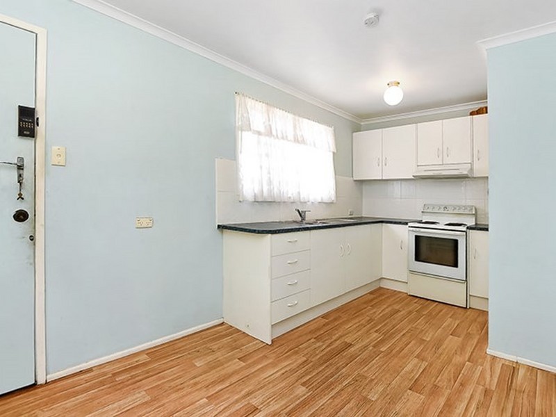 6 Lacebark Street, Crestmead QLD 4132