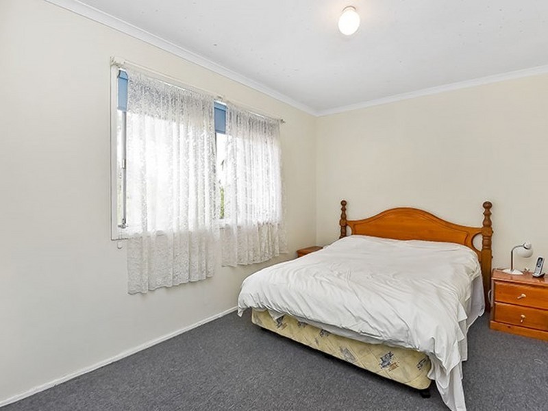6 Lacebark Street, Crestmead QLD 4132