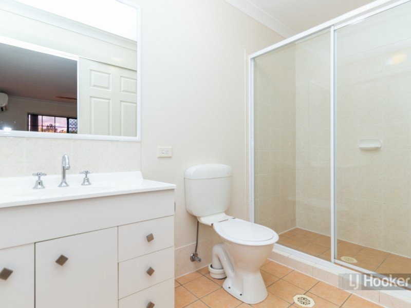 Unit 2/28 Cherrytree Place, Waterford West QLD 4133