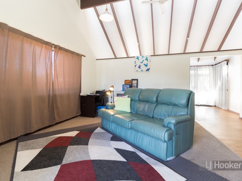 57 Estramina Road, Regents Park QLD 4118