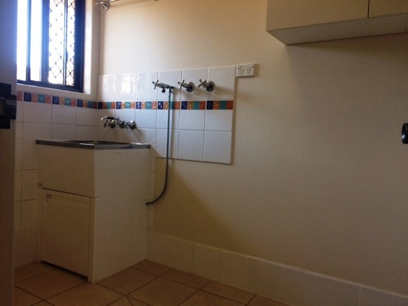 11 Pavon Street, Regents Park QLD 4118