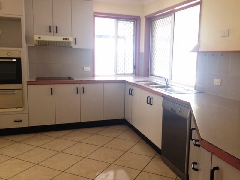 14-16 Mackunda Court, Park Ridge South QLD 4125