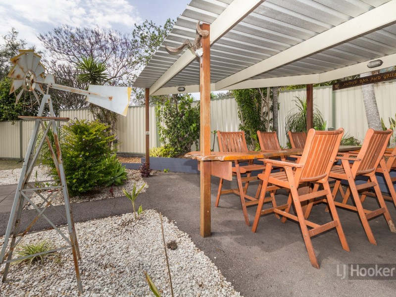 85 Bottlebrush Drive, Regents Park QLD 4118