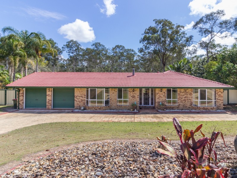 108-110 Thylungra Road, Park Ridge South QLD 4125