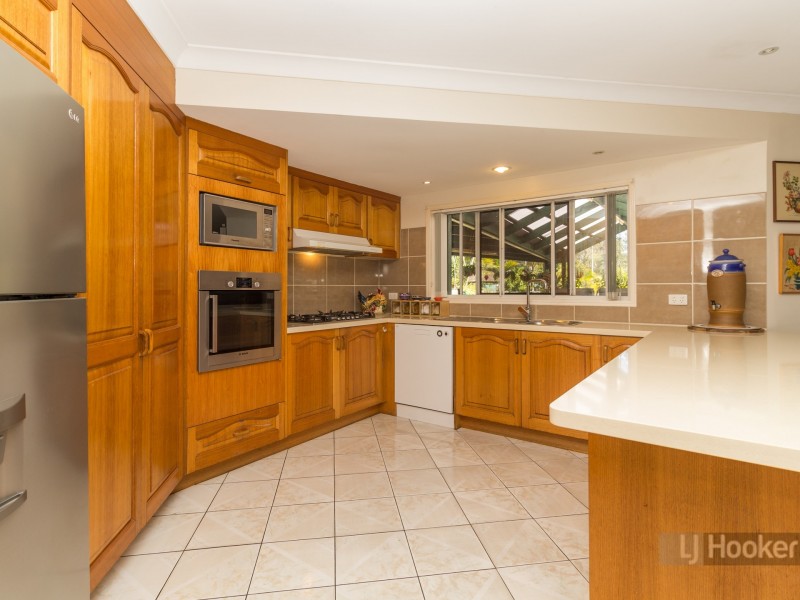 108-110 Thylungra Road, Park Ridge South QLD 4125