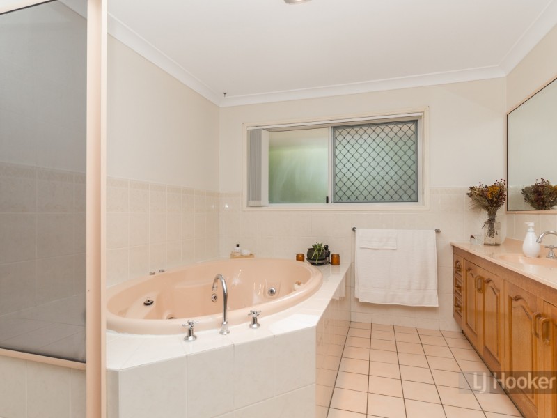 108-110 Thylungra Road, Park Ridge South QLD 4125