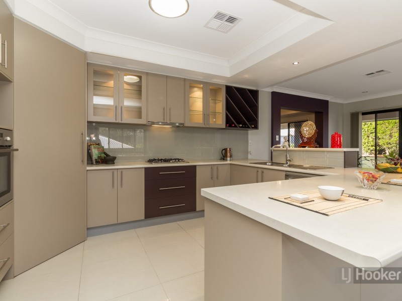 19 Hunter Close, Calamvale QLD 4116