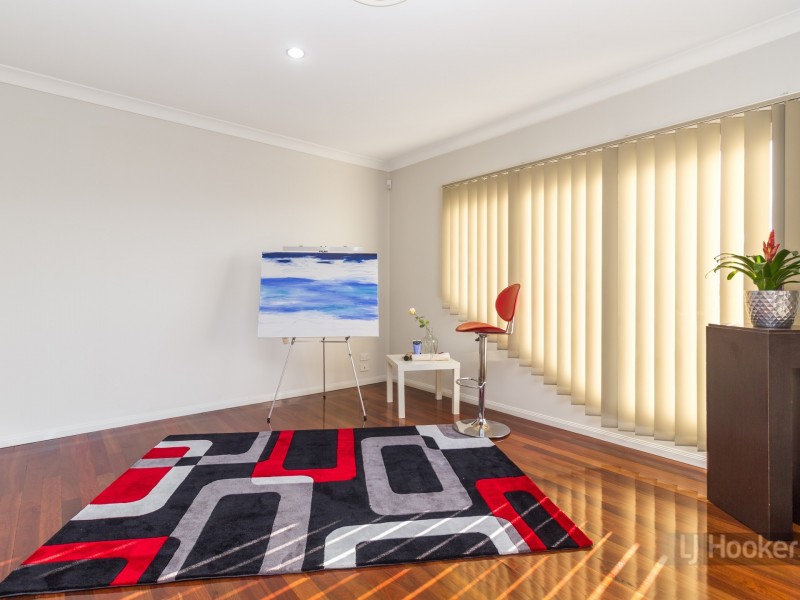 19 Hunter Close, Calamvale QLD 4116