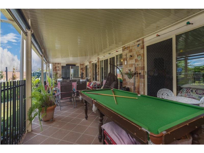 19 Pinnacle Close, Regents Park QLD 4118