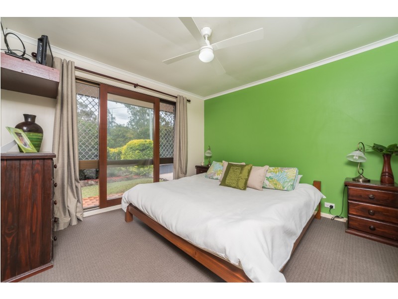 170 Johnson Road, Hillcrest QLD 4118