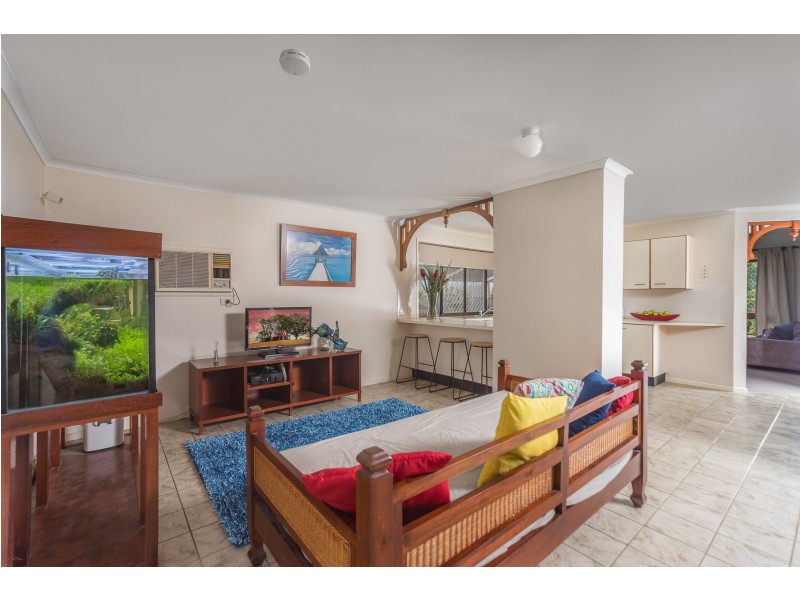 170 Johnson Road, Hillcrest QLD 4118