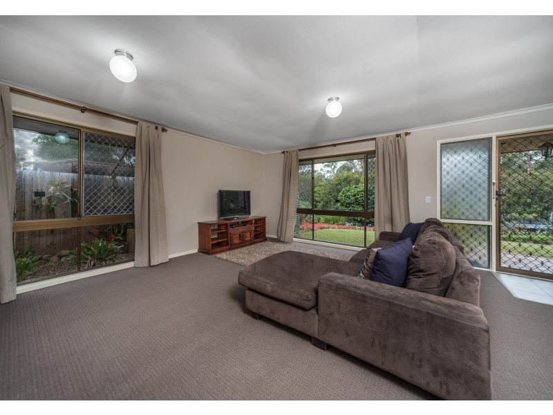 170 Johnson Road, Hillcrest QLD 4118