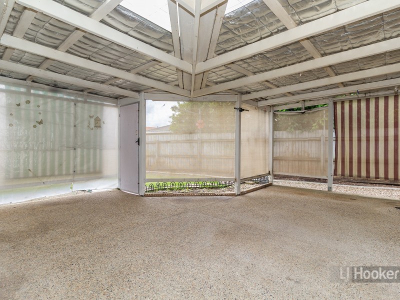 14 Pinnacle Close, Regents Park QLD 4118