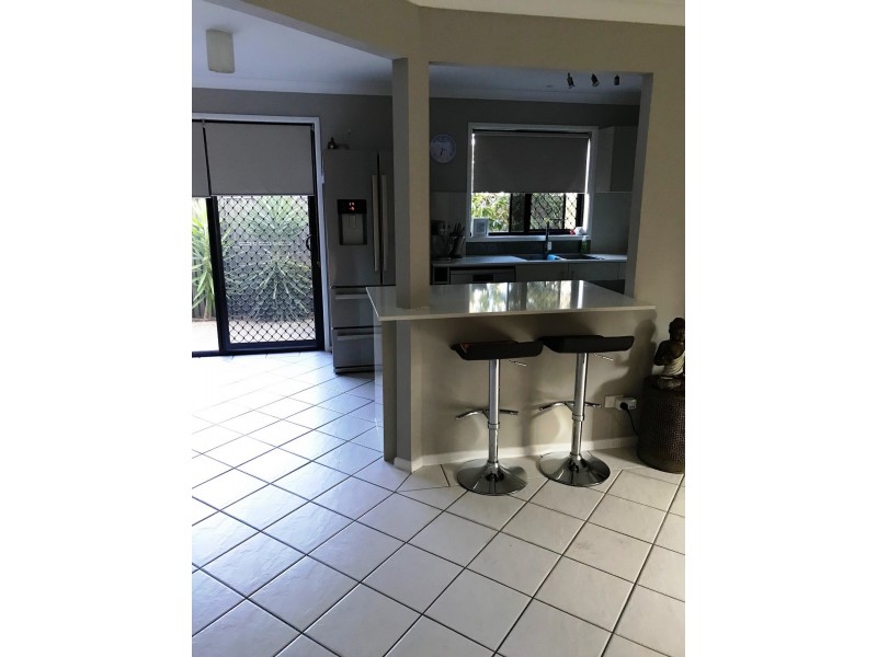 25 Straight Drive, Browns Plains QLD 4118