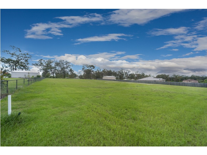 11 Longbow Crescent, Forestdale QLD 4118