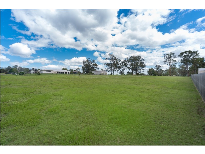 11 Longbow Crescent, Forestdale QLD 4118