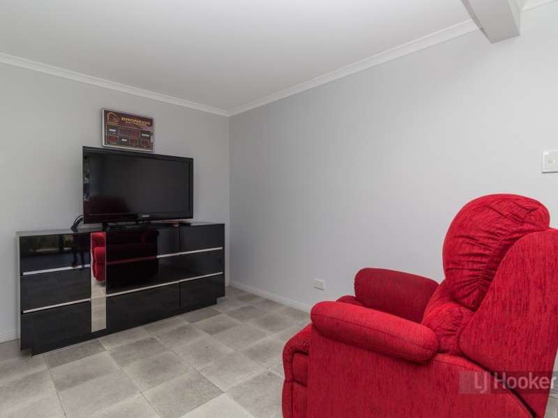 24 Mackellar Drive, Boronia Heights QLD 4124