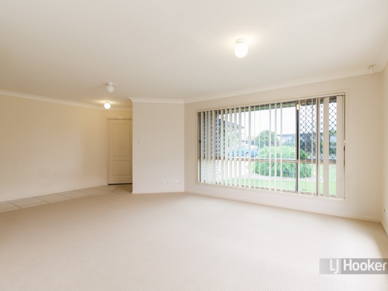 11 Alpha Avenue, Crestmead QLD 4132