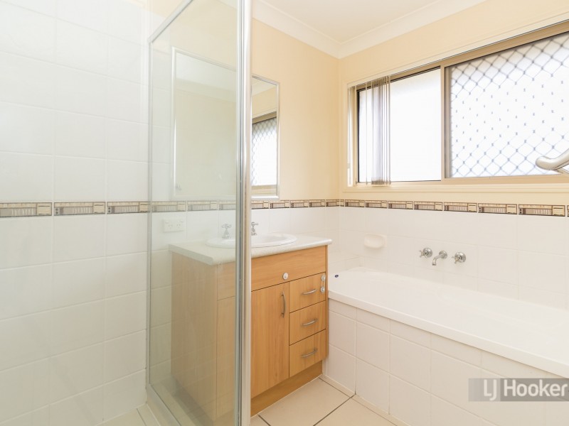 11 Alpha Avenue, Crestmead QLD 4132