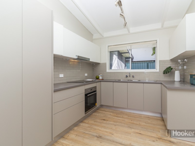 21 Limerick Drive, Crestmead QLD 4132