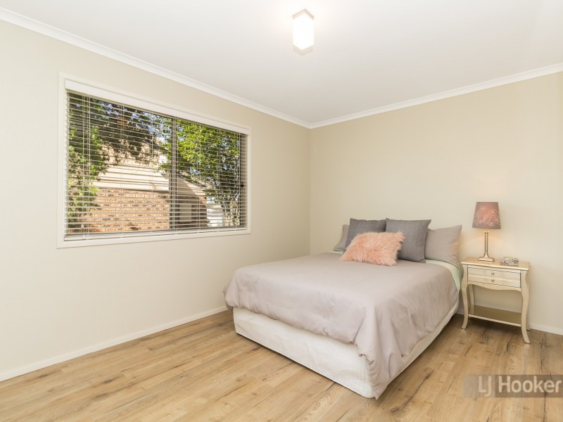 21 Limerick Drive, Crestmead QLD 4132