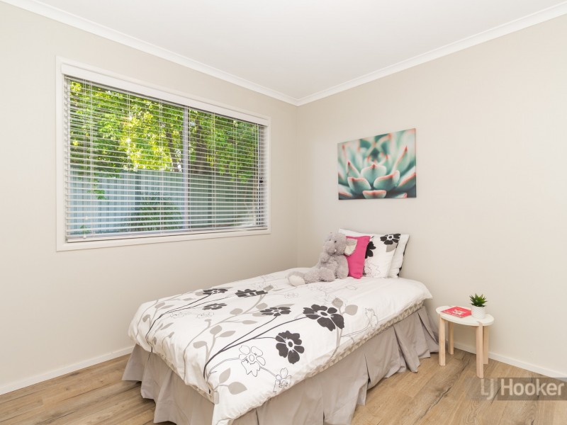 21 Limerick Drive, Crestmead QLD 4132