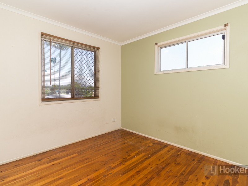 135 Waratah Drive, Crestmead QLD 4132