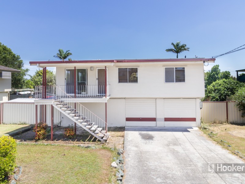 135 Waratah Drive, Crestmead QLD 4132