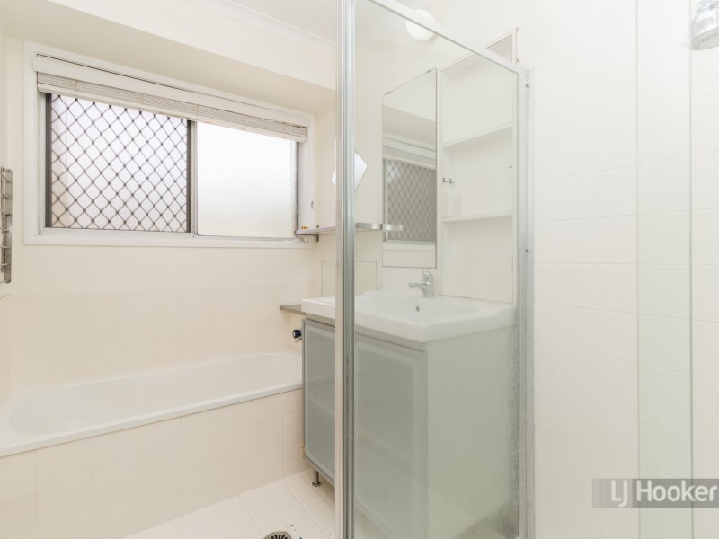 67 Estramina Road, Regents Park QLD 4118