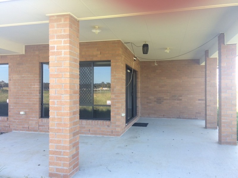 111-115 Brumby Drive, Woodhill QLD 4285