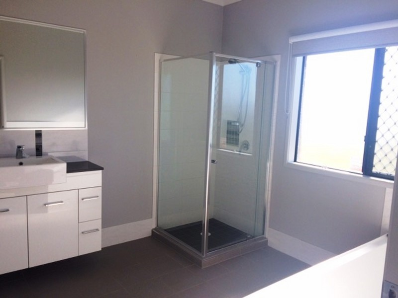 111-115 Brumby Drive, Woodhill QLD 4285