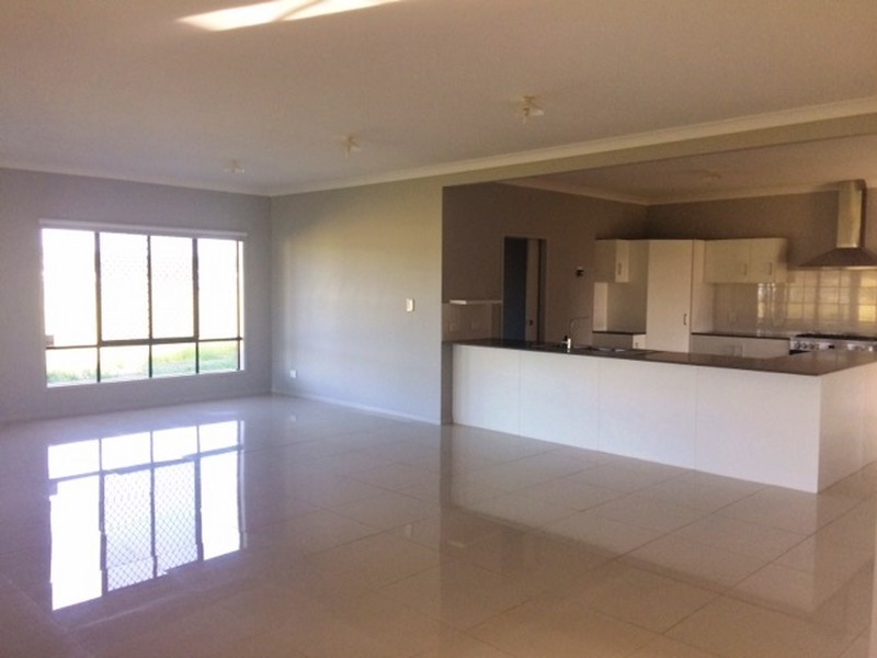 111-115 Brumby Drive, Woodhill QLD 4285